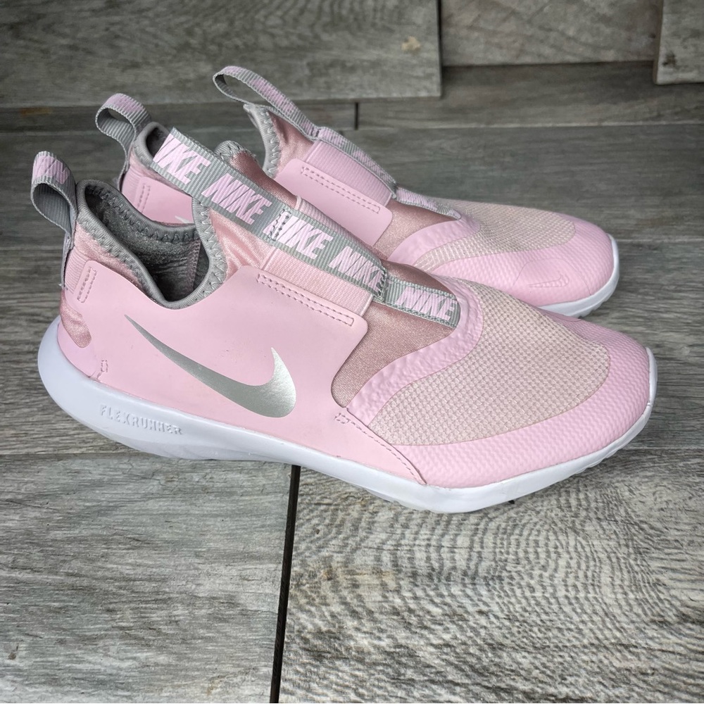 Nike Flex Runner (GS) 4Y pink foam metallic silver